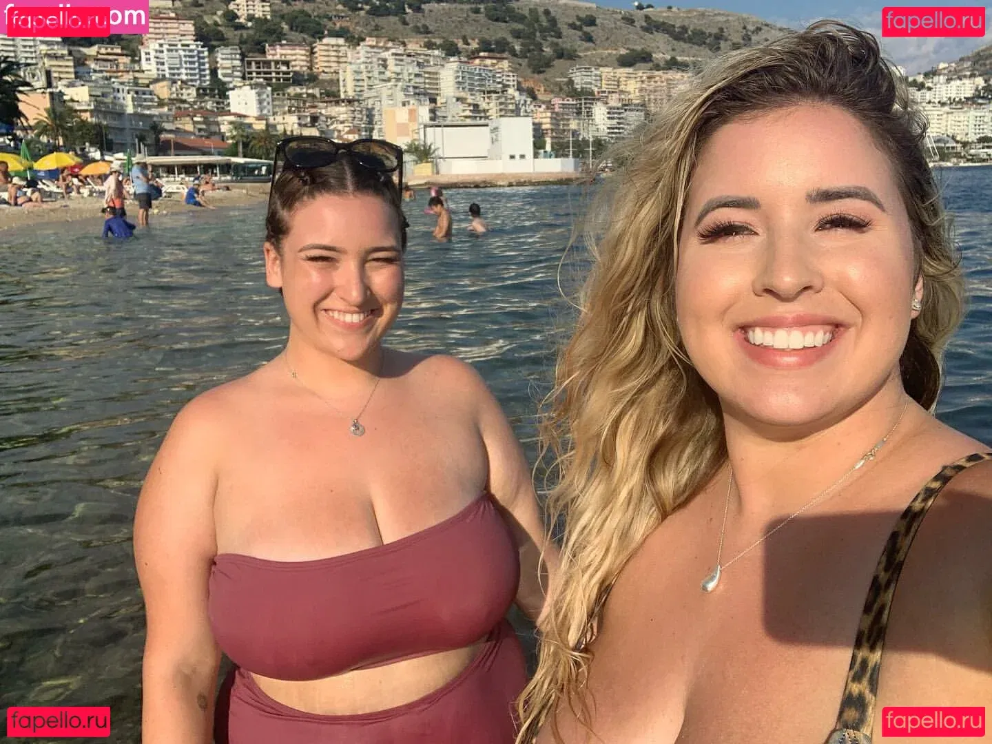 Lo Sangstaaa Onlyfans Photo Gallery 