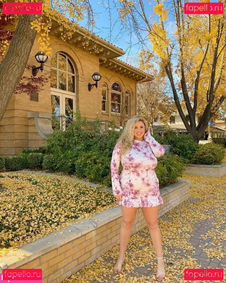 Lo Sangstaaa Onlyfans Photo Gallery 