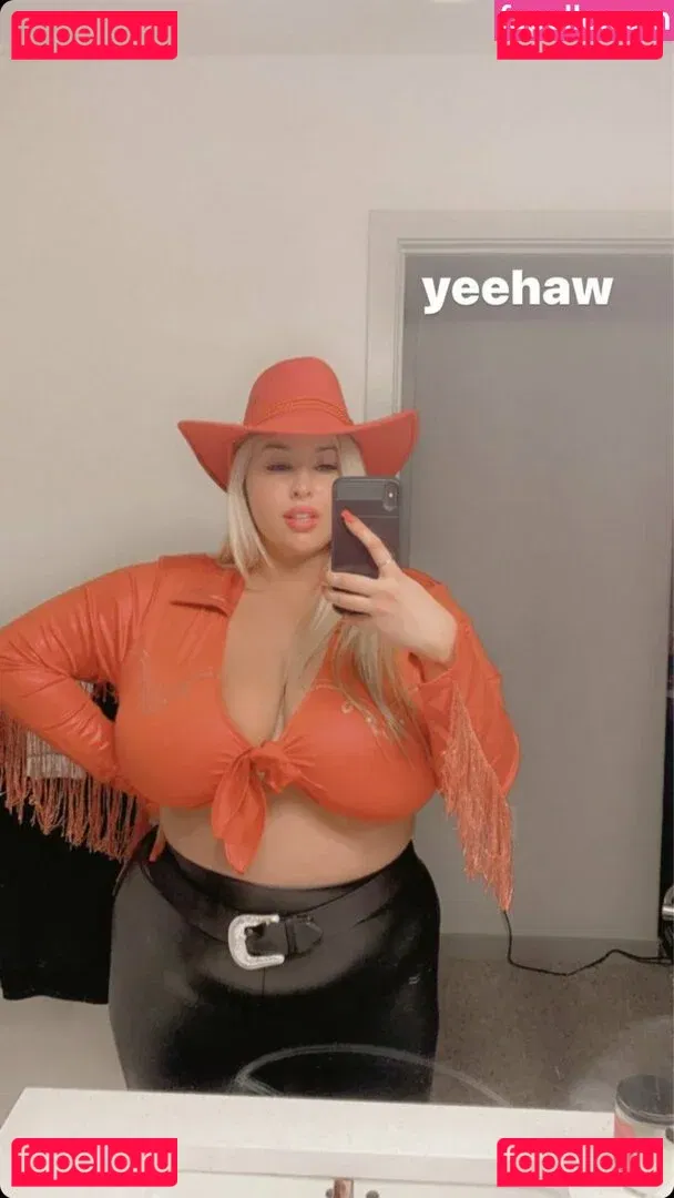 Lo Sangstaaa Onlyfans Photo Gallery 