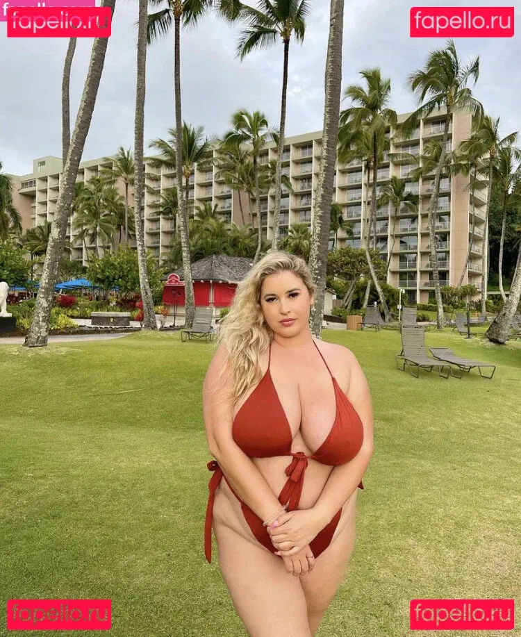 Lo Sangstaaa Onlyfans Photo Gallery 