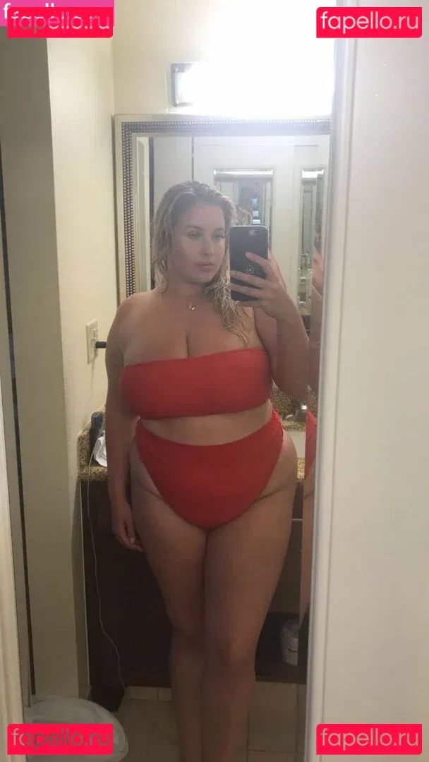 Lo Sangstaaa Onlyfans Photo Gallery 