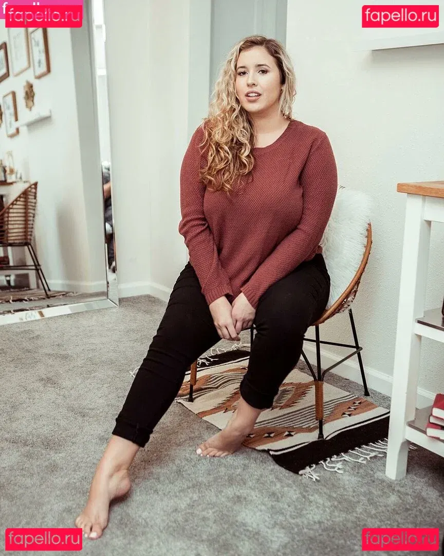 Lo Sangstaaa Onlyfans Photo Gallery 