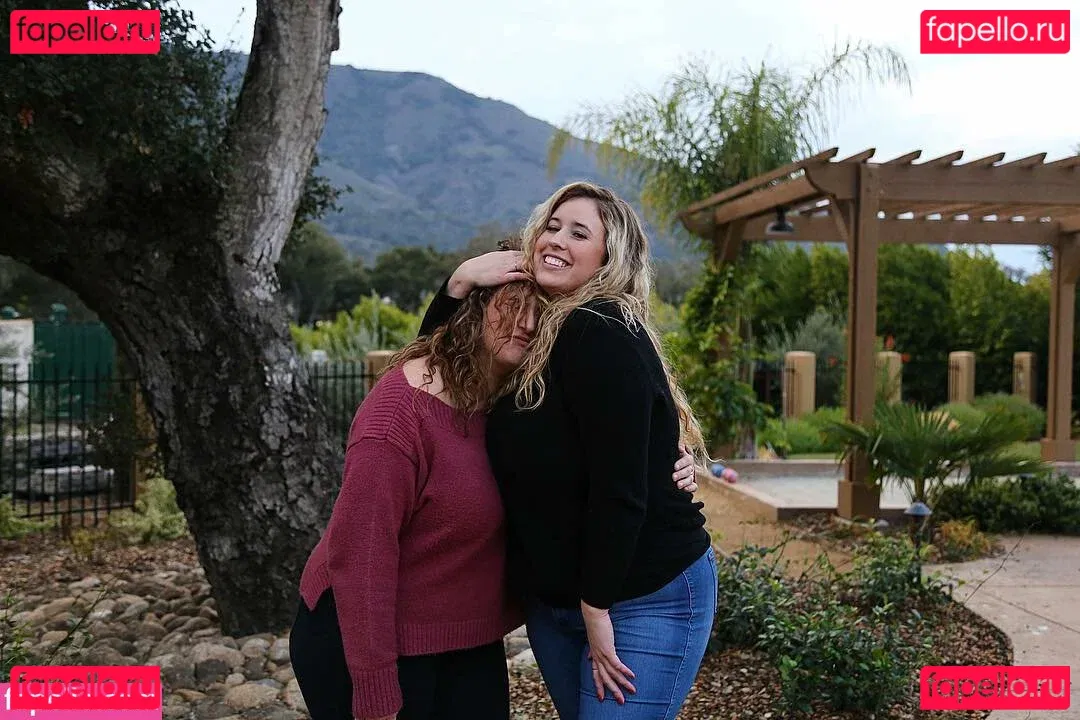 Lo Sangstaaa Onlyfans Photo Gallery 