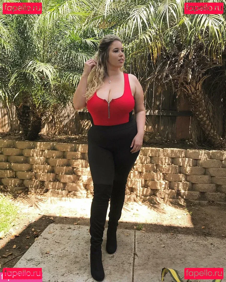 Lo Sangstaaa Onlyfans Photo Gallery 