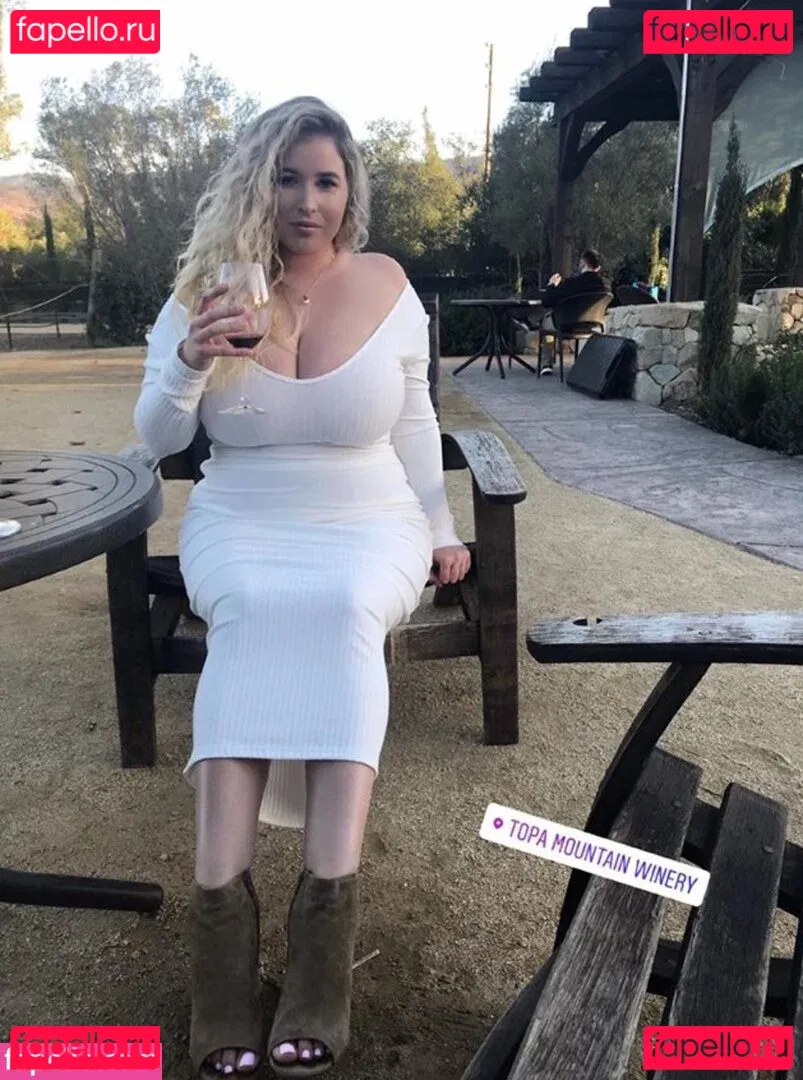 Lo Sangstaaa Onlyfans Photo Gallery 