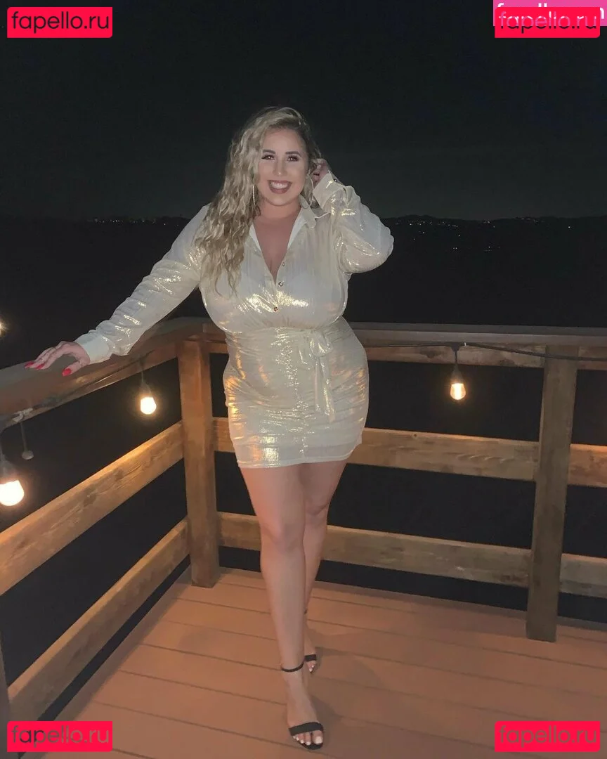 Lo Sangstaaa Onlyfans Photo Gallery 