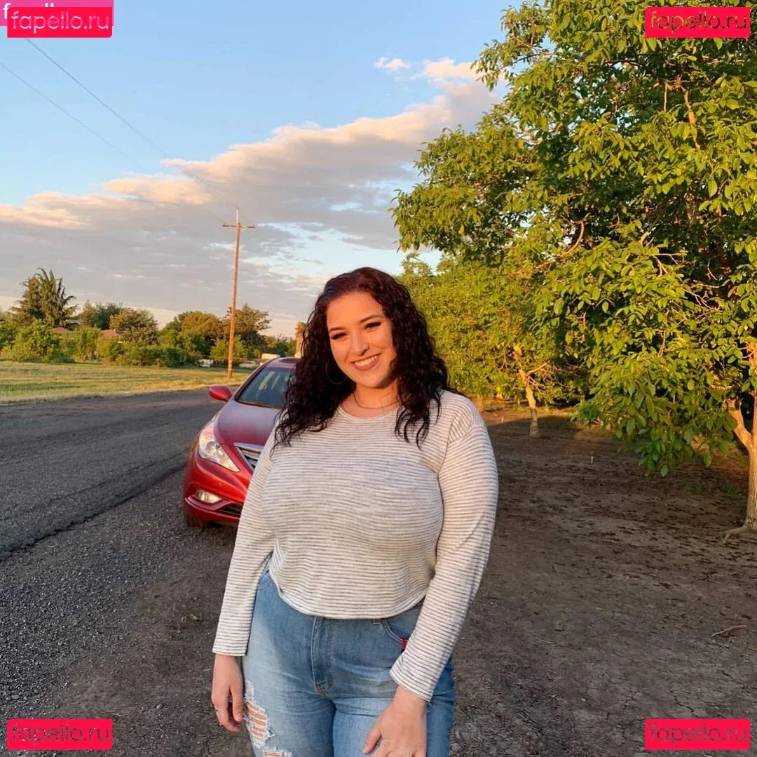 Lo Sangstaaa Onlyfans Photo Gallery 