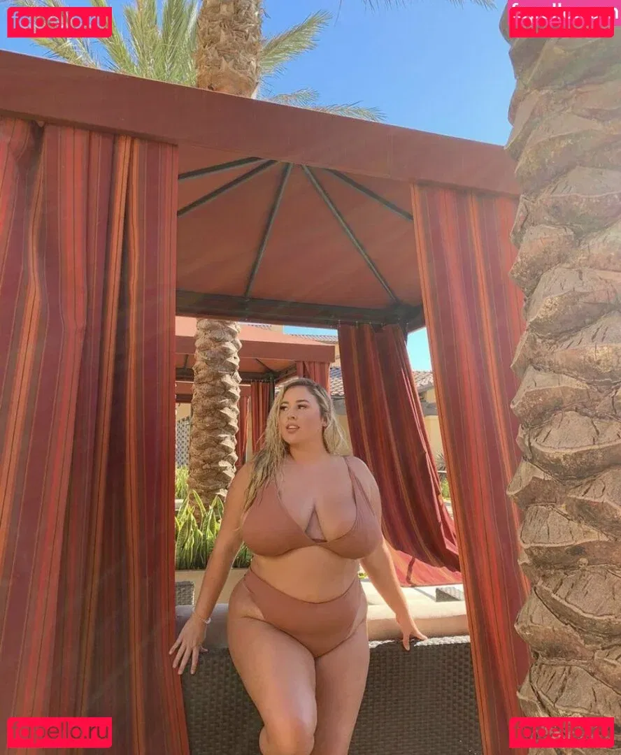 Lo Sangstaaa Onlyfans Photo Gallery 