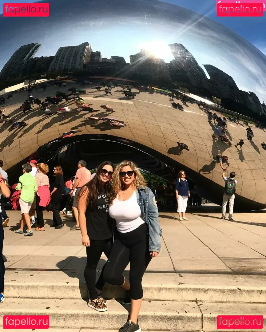 Lo Sangstaaa Onlyfans Photo Gallery 