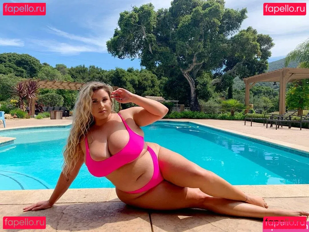 Lo Sangstaaa Onlyfans Photo Gallery 