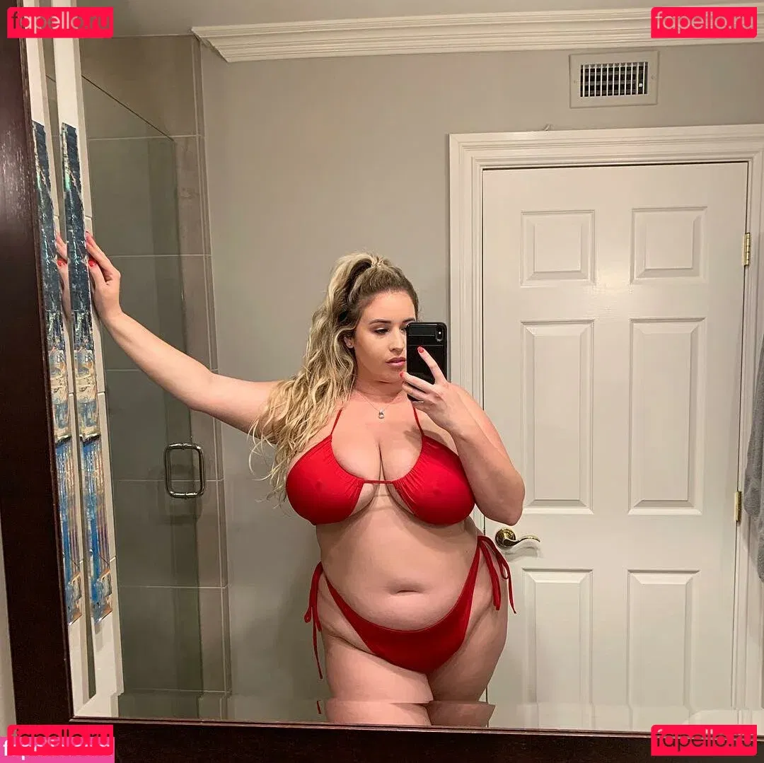 Lo Sangstaaa Onlyfans Photo Gallery 