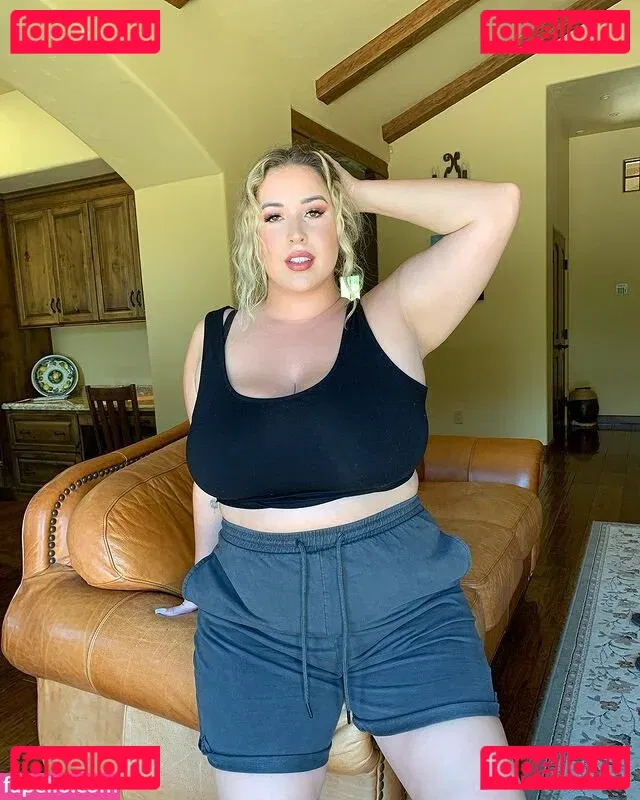 Lo Sangstaaa Onlyfans Photo Gallery 