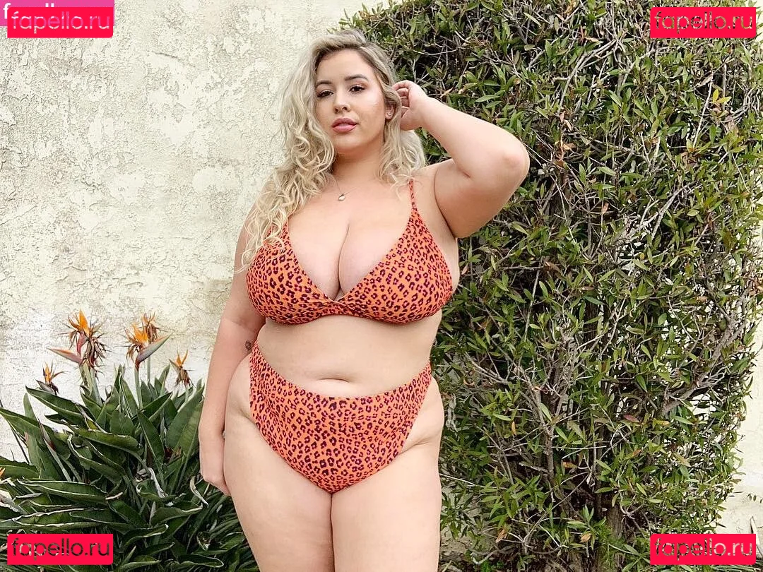 Lo Sangstaaa Onlyfans Photo Gallery 