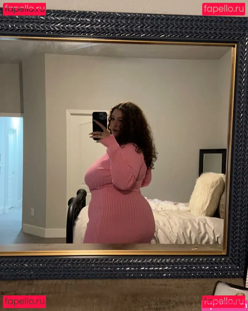 Lo Sangstaaa Onlyfans Photo Gallery 