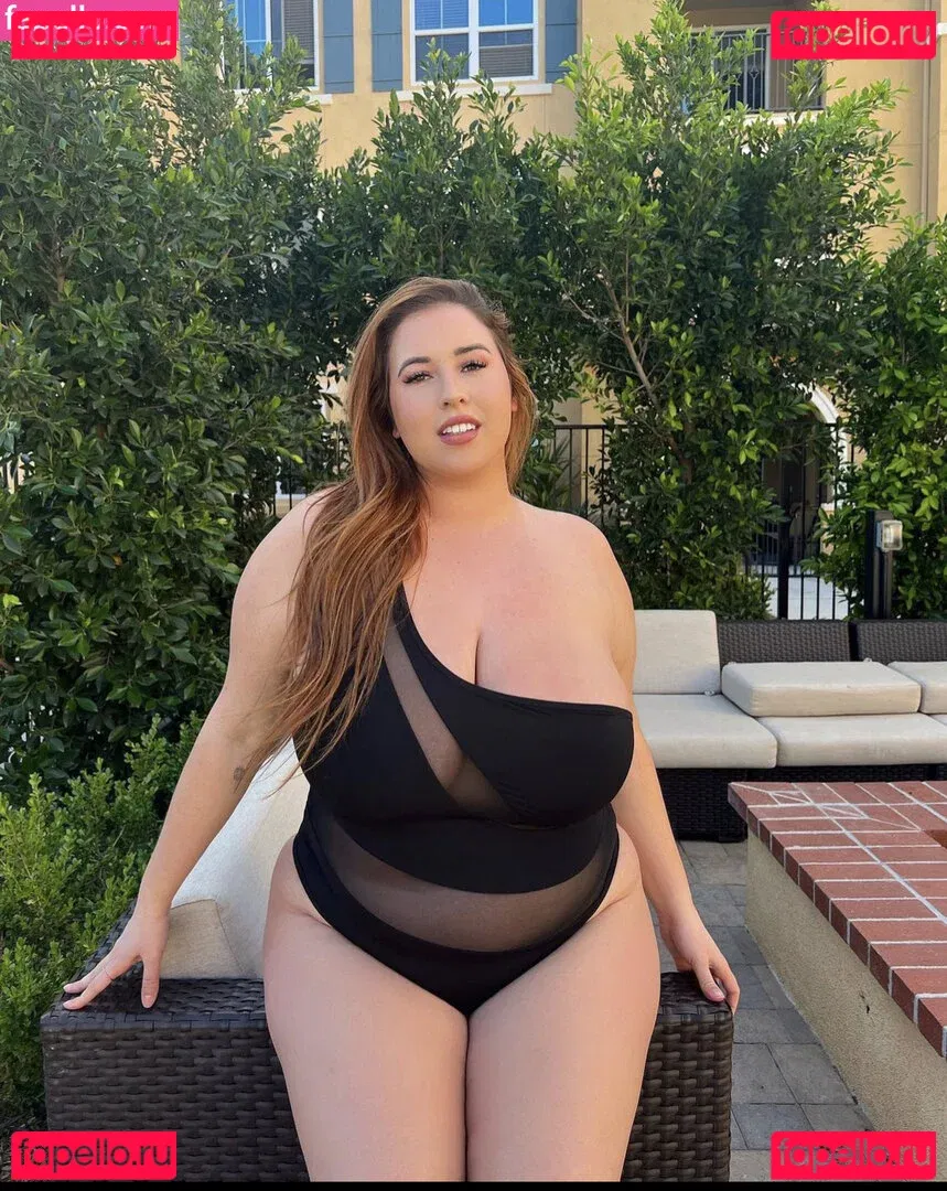 Lo Sangstaaa Onlyfans Photo Gallery 