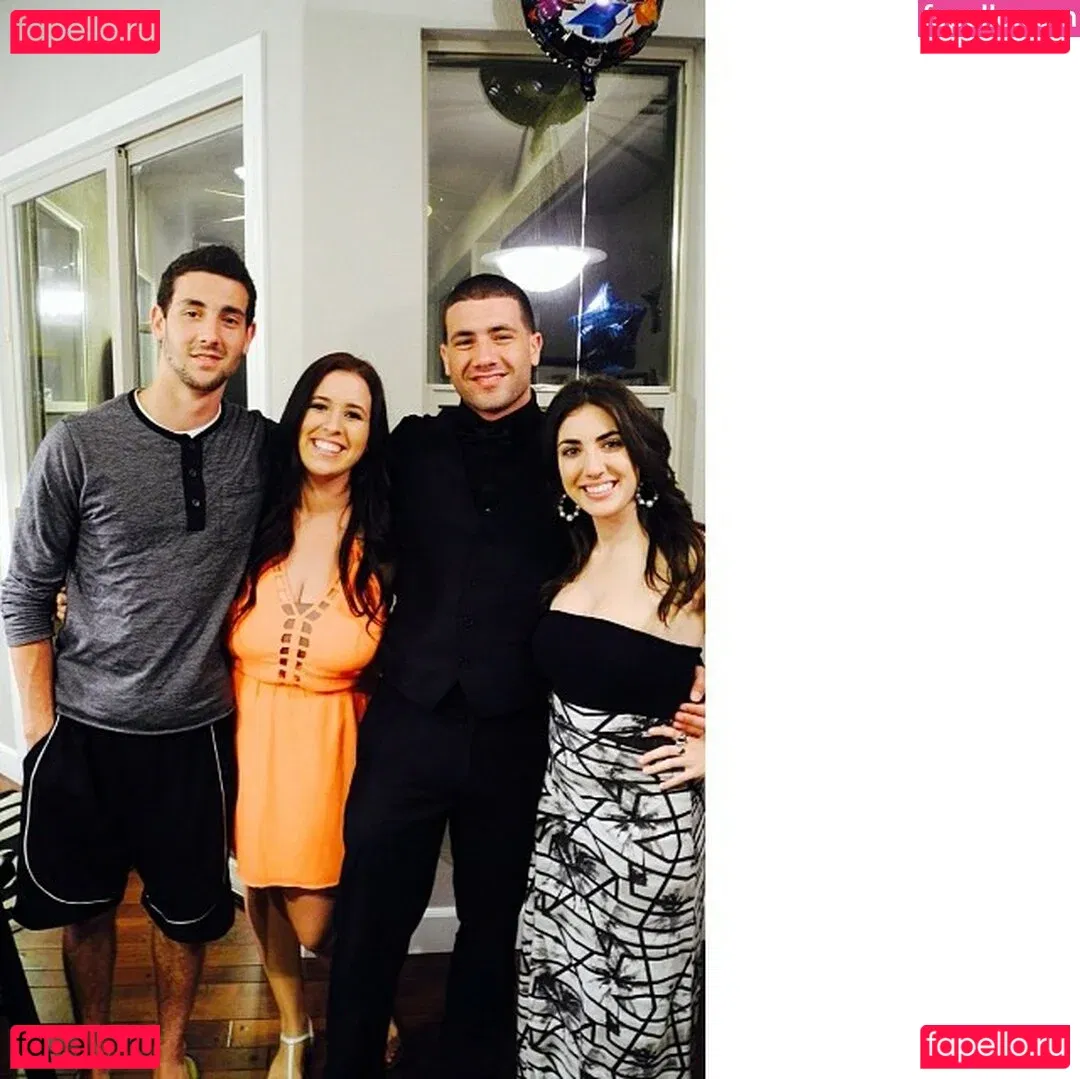 Lo Sangstaaa Onlyfans Photo Gallery 