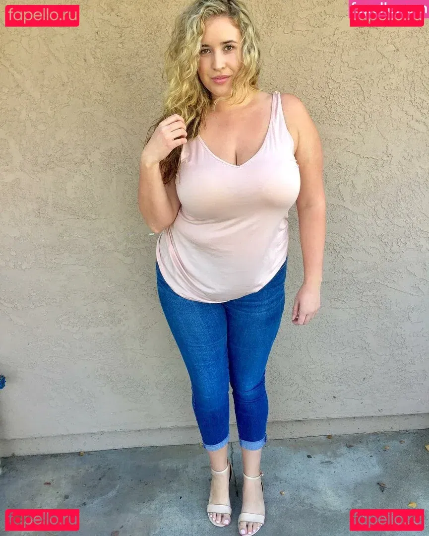 Lo Sangstaaa Onlyfans Photo Gallery 