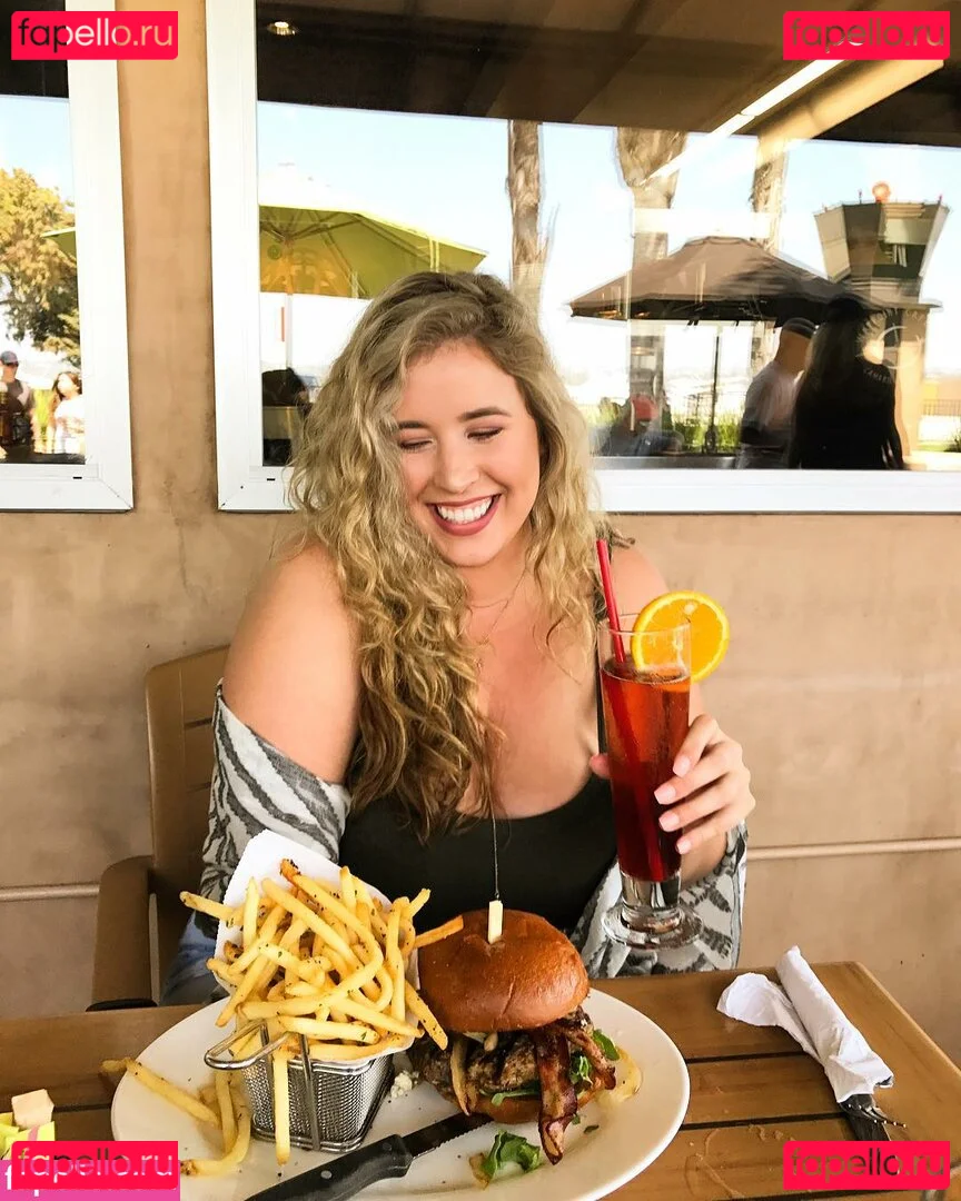 Lo Sangstaaa Onlyfans Photo Gallery 