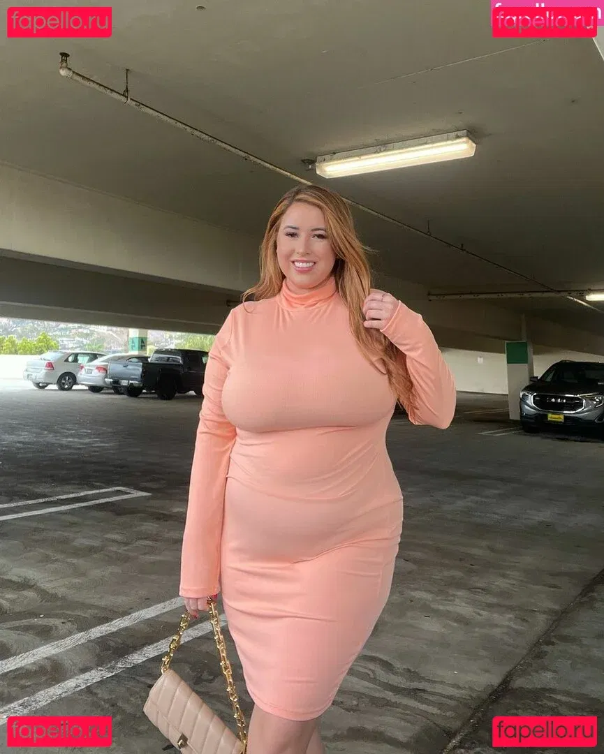 Lo Sangstaaa Onlyfans Photo Gallery 