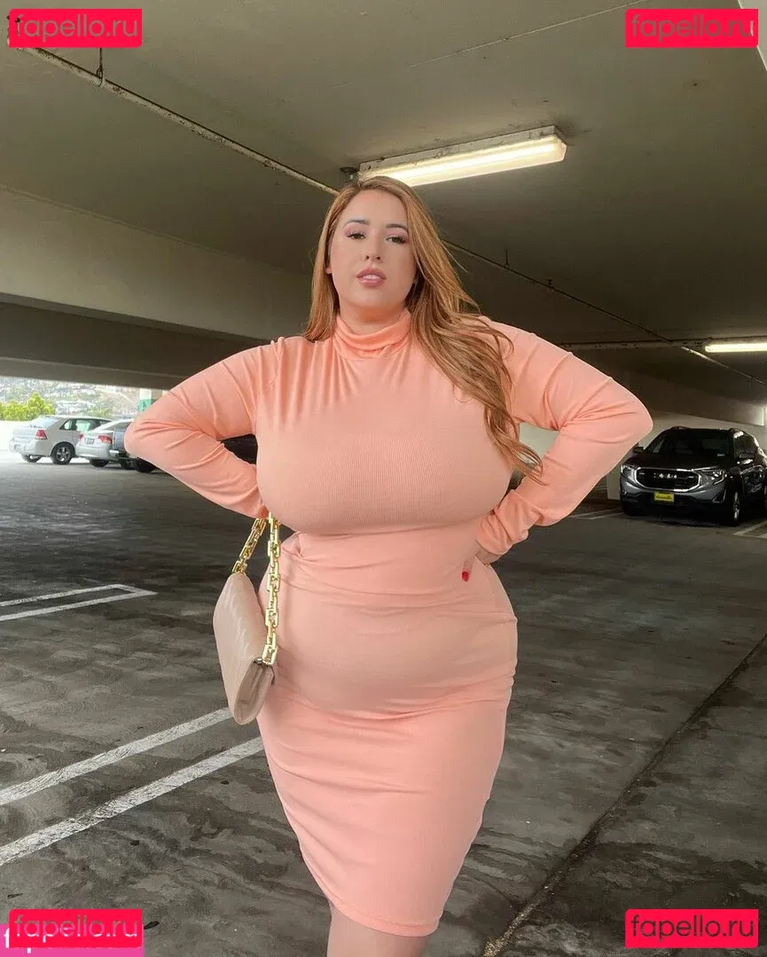 Lo Sangstaaa Onlyfans Photo Gallery 