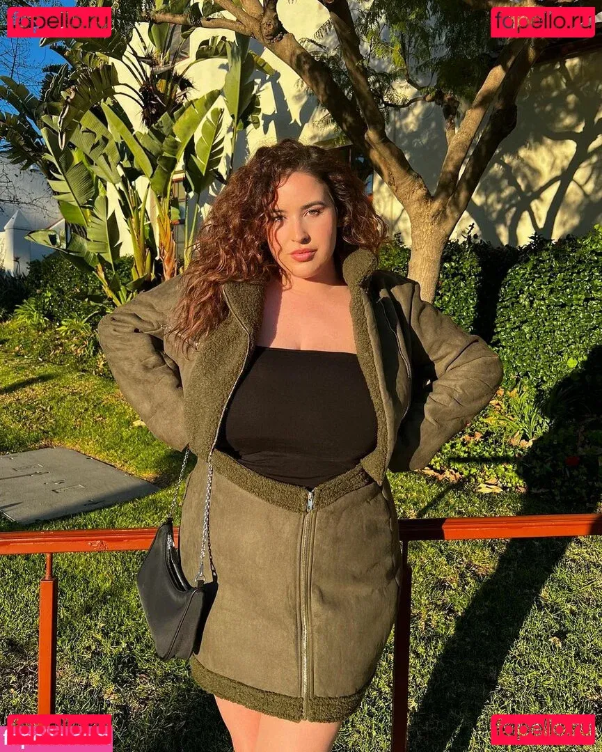 Lo Sangstaaa Onlyfans Photo Gallery 