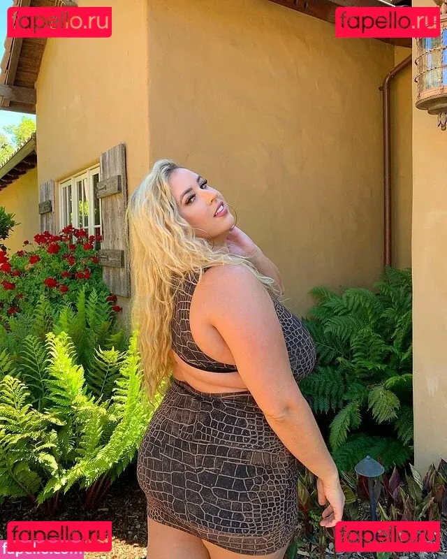 Lo Sangstaaa Onlyfans Photo Gallery 