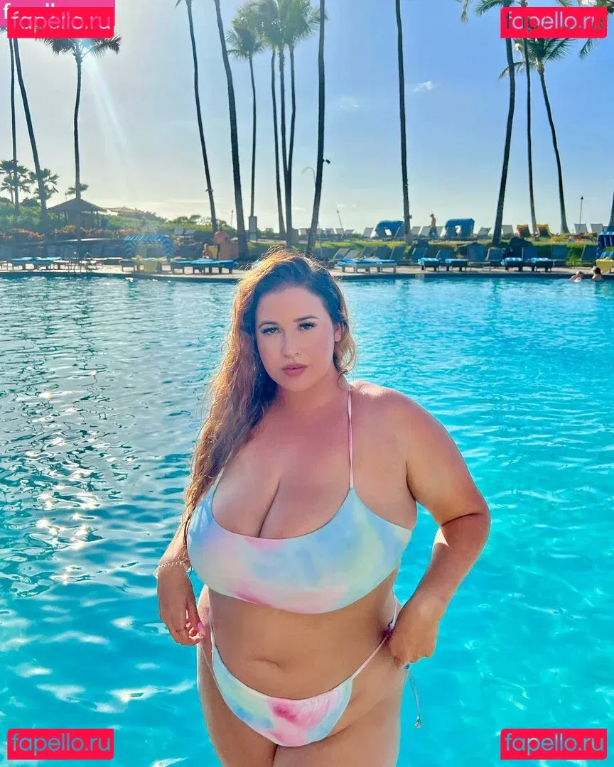 Lo Sangstaaa Onlyfans Photo Gallery 