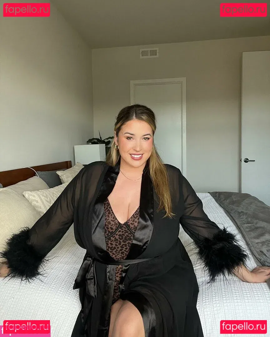 Lo Sangstaaa Onlyfans Photo Gallery 