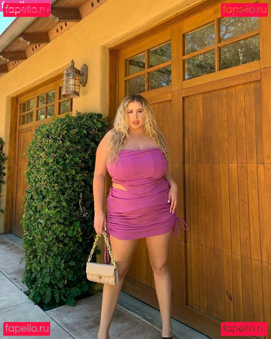 Lo Sangstaaa Onlyfans Photo Gallery 