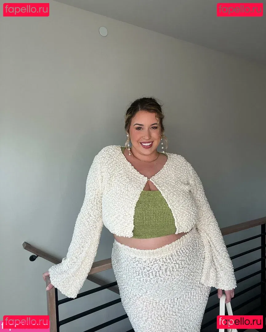 Lo Sangstaaa Onlyfans Photo Gallery 