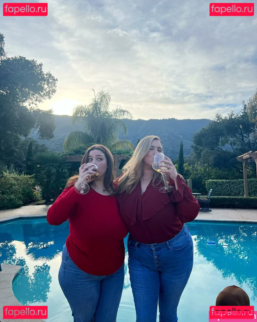 Lo Sangstaaa Onlyfans Photo Gallery 