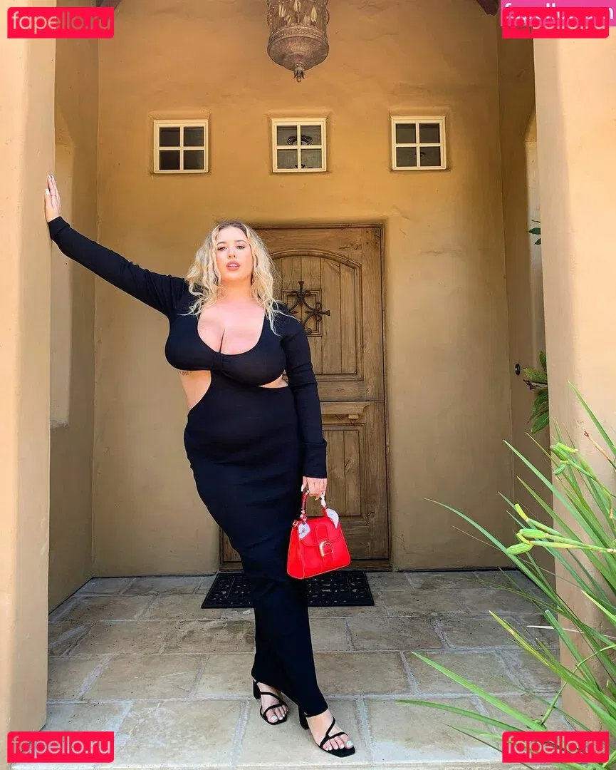 Lo Sangstaaa Onlyfans Photo Gallery 