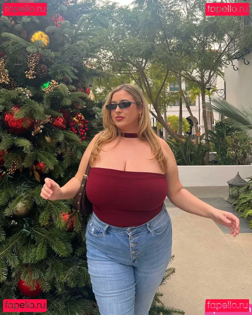 Lo Sangstaaa Onlyfans Photo Gallery 