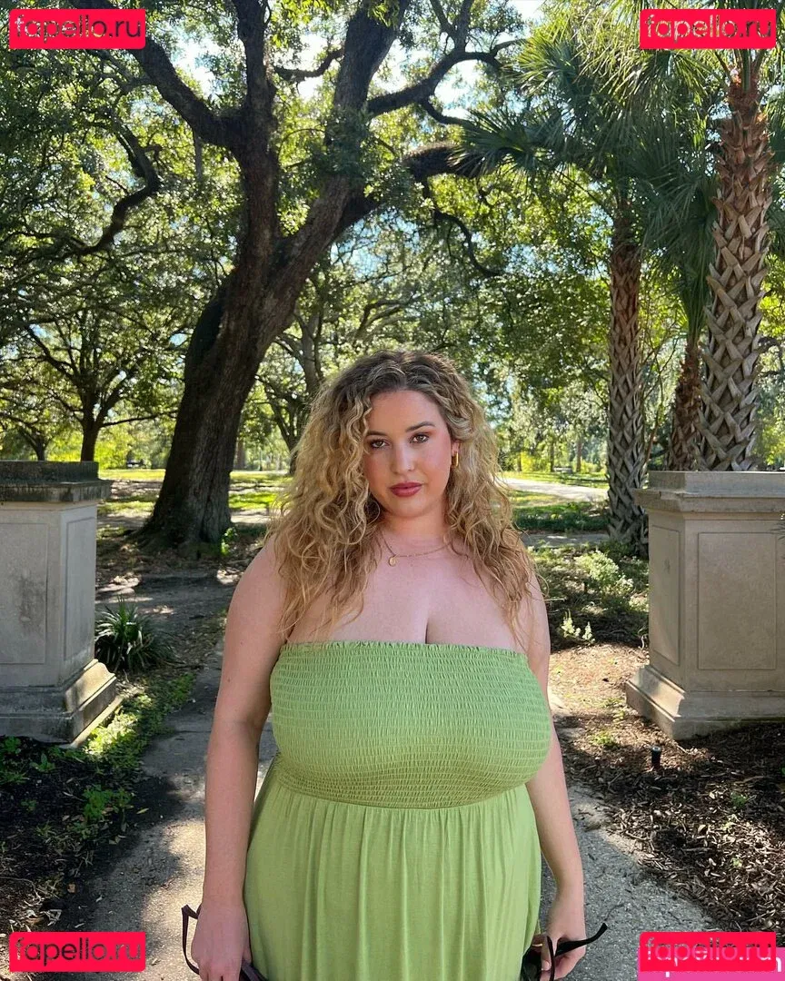 Lo Sangstaaa Onlyfans Photo Gallery 