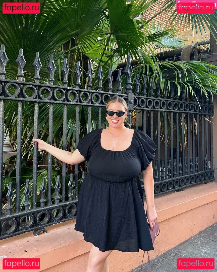 Lo Sangstaaa Onlyfans Photo Gallery 