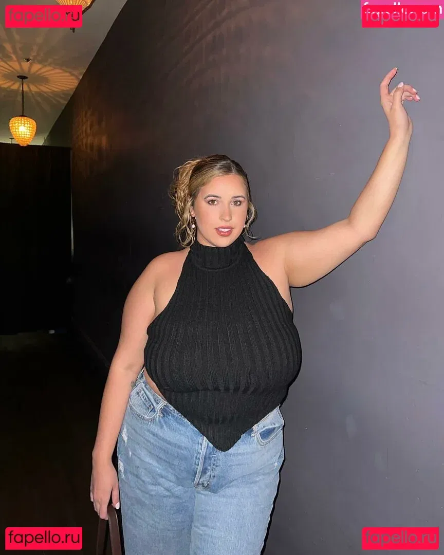 Lo Sangstaaa Onlyfans Photo Gallery 