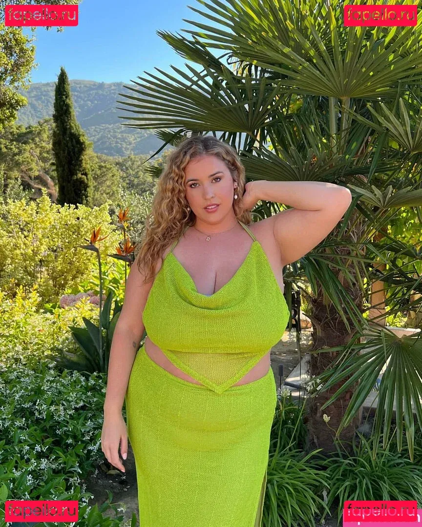 Lo Sangstaaa Onlyfans Photo Gallery 