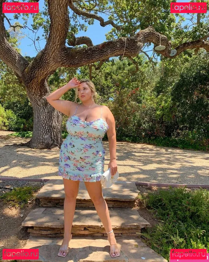 Lo Sangstaaa Onlyfans Photo Gallery 