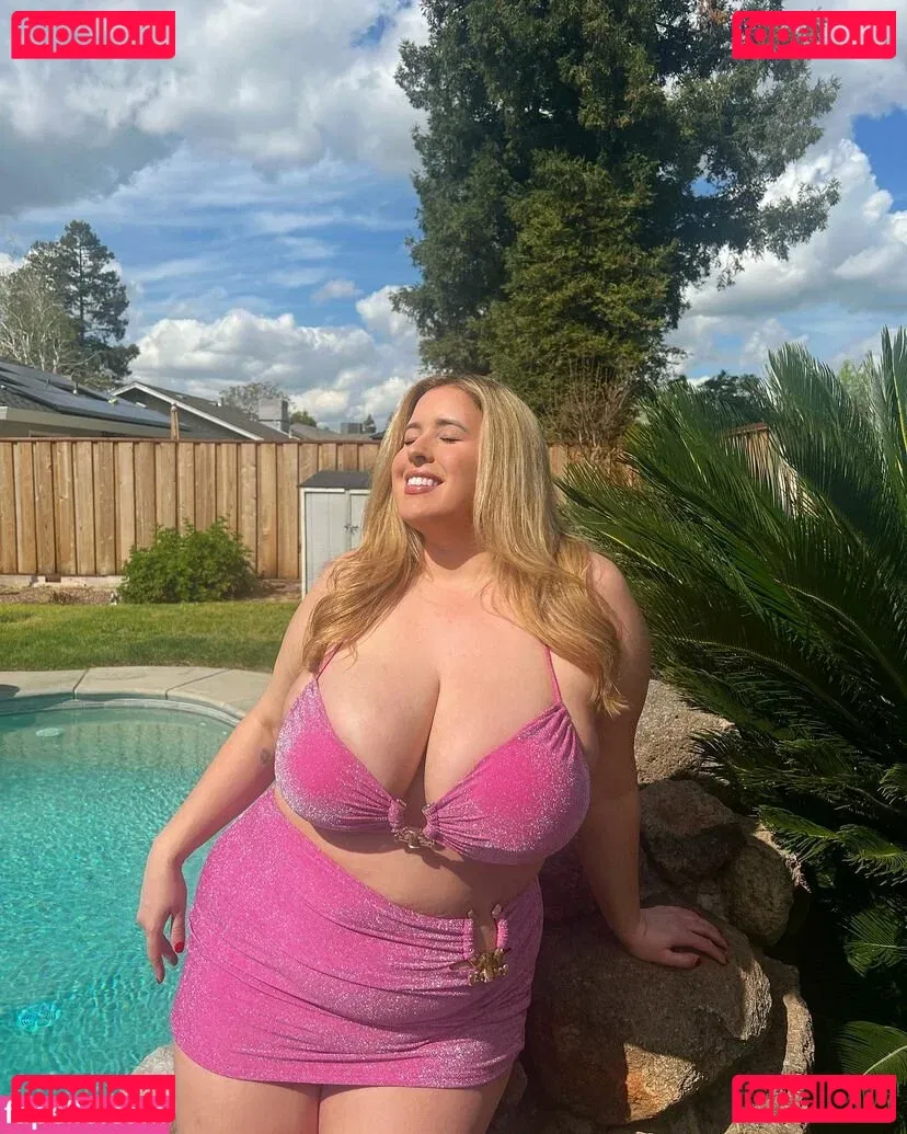 Lo Sangstaaa Onlyfans Photo Gallery 