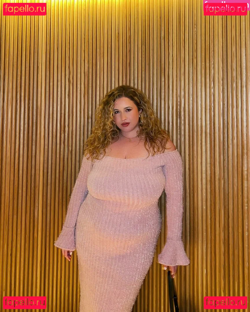 Lo Sangstaaa Onlyfans Photo Gallery 