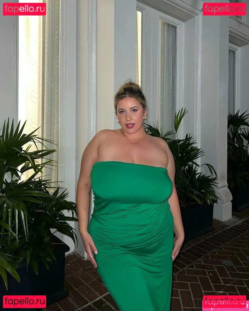 Lo Sangstaaa Onlyfans Photo Gallery 