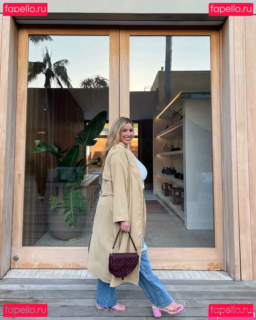 Lo Sangstaaa Onlyfans Photo Gallery 