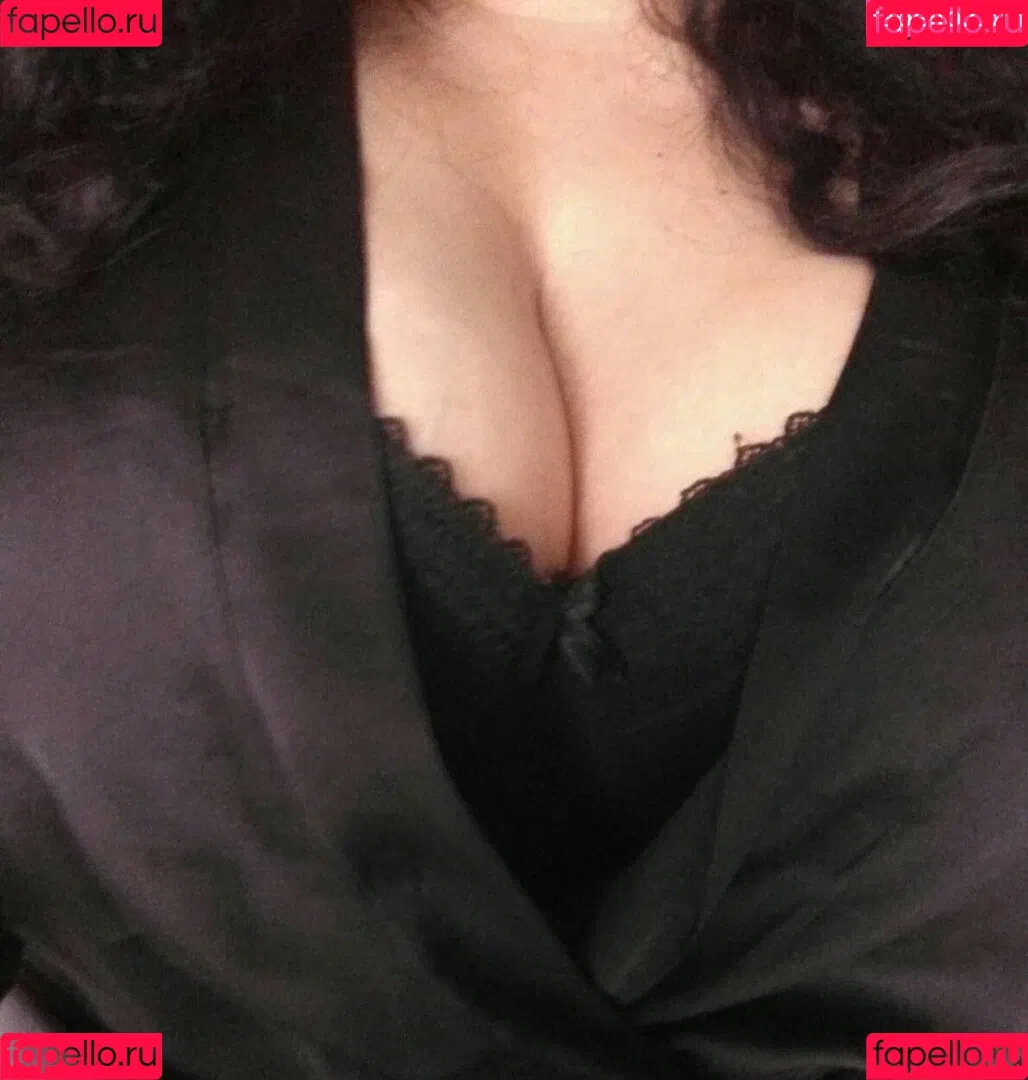 SweetMouthASMR Onlyfans Photo Gallery 