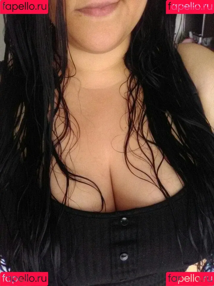 SweetMouthASMR Onlyfans Photo Gallery 