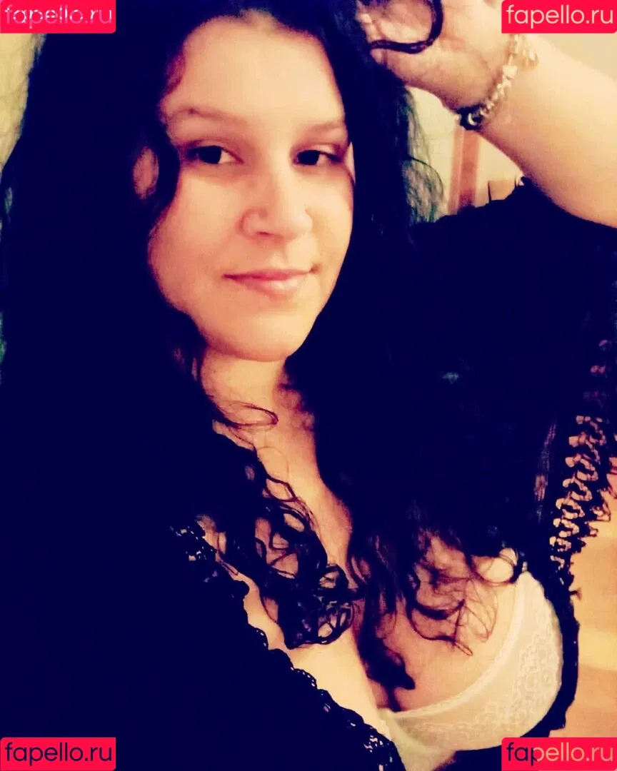 SweetMouthASMR Onlyfans Photo Gallery 