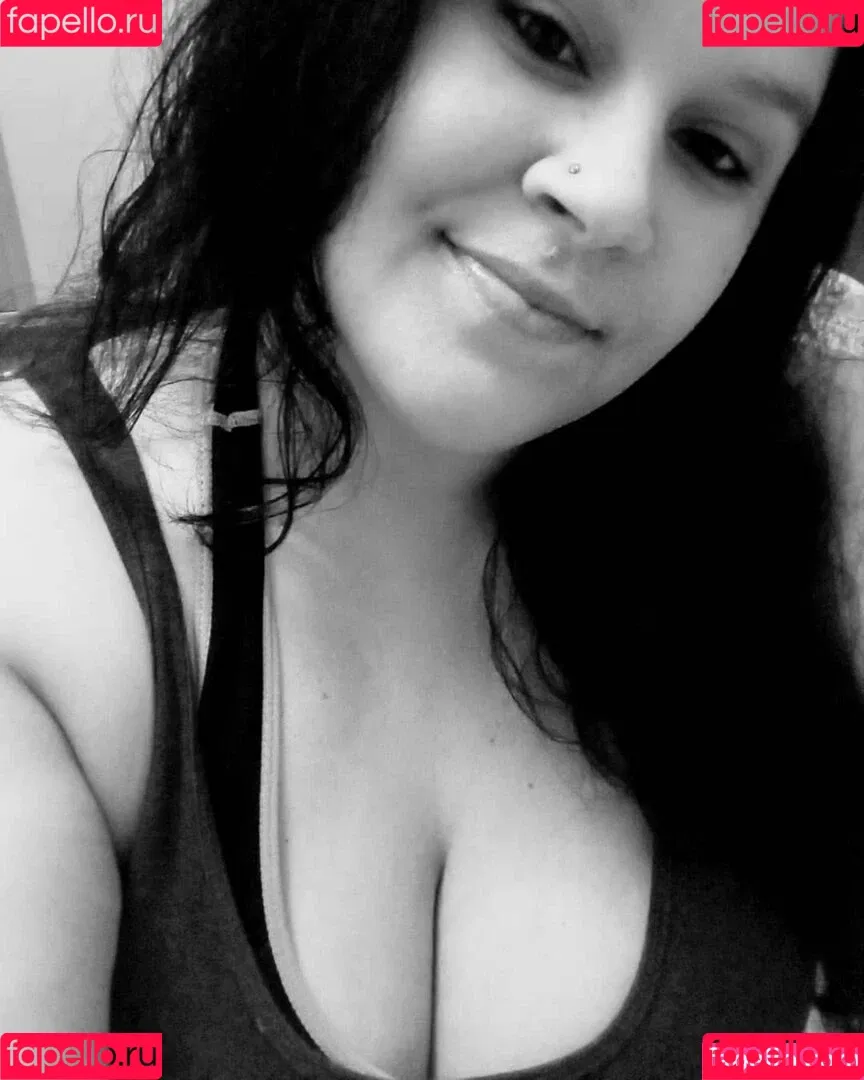 SweetMouthASMR Onlyfans Photo Gallery 