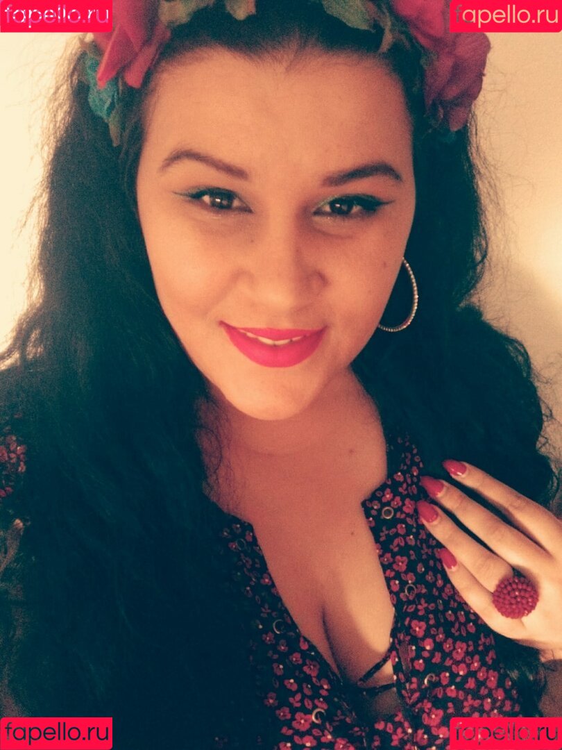 SweetMouthASMR Onlyfans Photo Gallery 