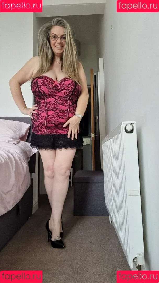 carla36gg Onlyfans Photo Gallery 
