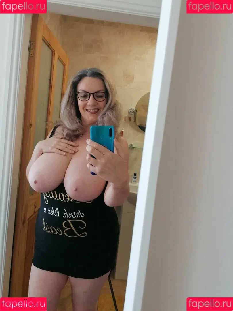 carla36gg Onlyfans Photo Gallery 