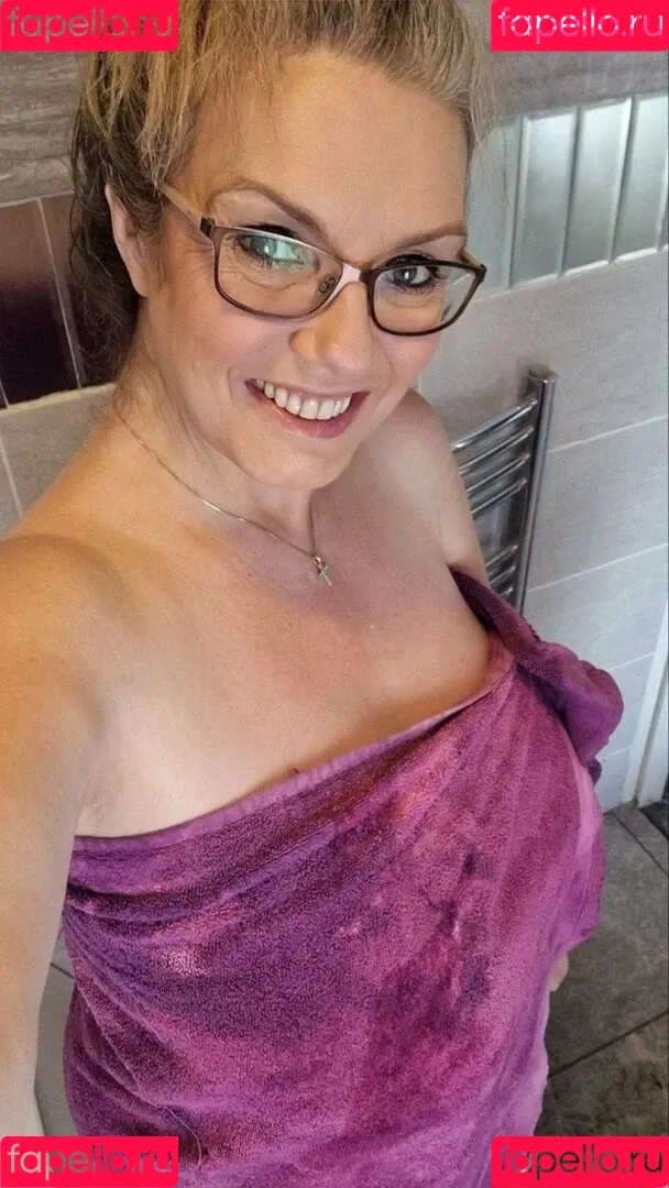 carla36gg Onlyfans Photo Gallery 